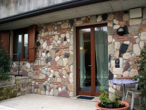 Exterior detail - Wohnung 'Resorgimento' mit eigener Terrasse by Interhome (Desenzano)