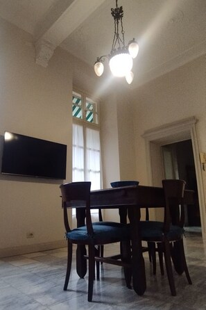 Dining - Historic house "3 minutes to Palazzo Reale" by Interhome (Torino)