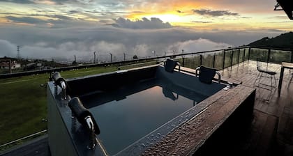 New Modern Villa in San Félix, Cloud-Level Luxury with Hot Tub, 25m from MED