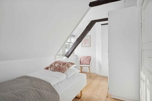 3 habitaciones, tabla de planchar con plancha y wifi gratis