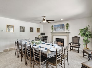 Dining - Grand Mountain Retreat: Hot Tub, Sleeps 21, Fire Pit, Mountain Views (Draper)