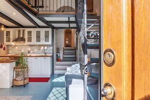Interior - Casa Azul - Welcome To Rhome (Rome)