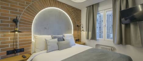 Bügeleisen/Bügelbrett, WLAN, Bettwäsche