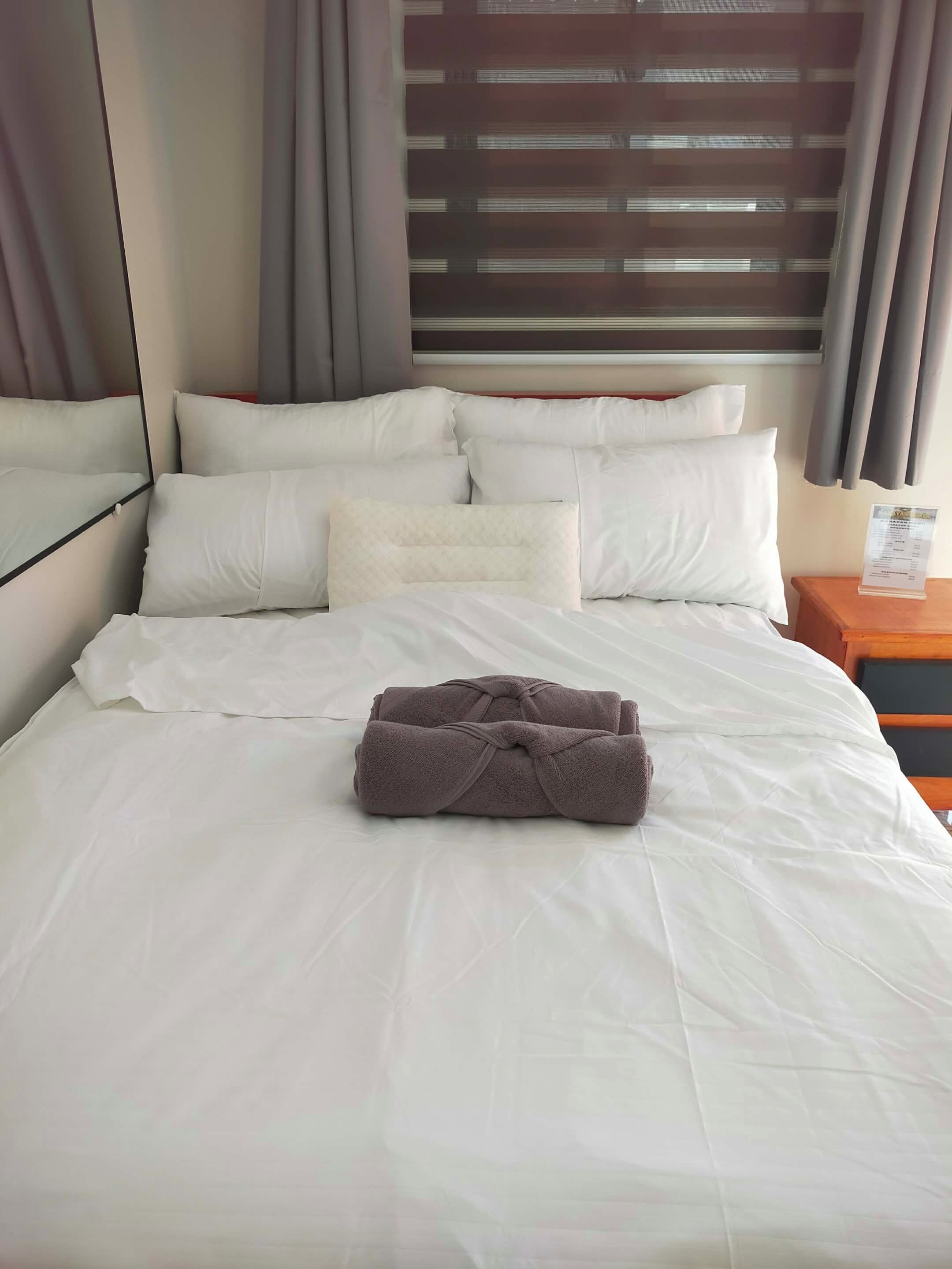 Een kluis op de kamer, verduisterende gordijnen, geluiddichte muren