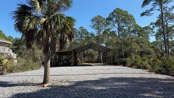 Enceinte de lâhĂ©bergement