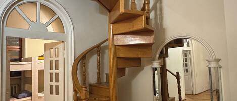 Soundproofing, iron/ironing board, free WiFi