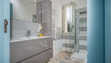 Casa, fumatori | 4 camere