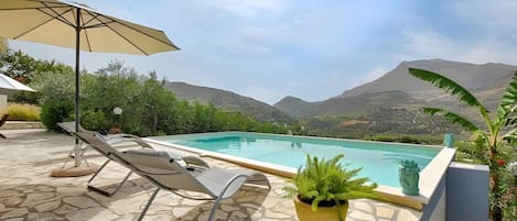 House, Smoking | 4 bedrooms