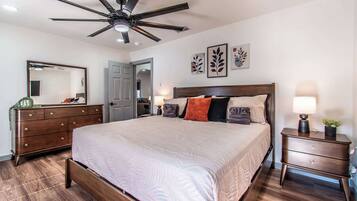 2 dormitorios, tabla de planchar con plancha, cuna de viaje y wifi