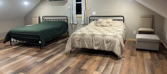 Escape to your own secluded cabin retreat near Montauk State Park