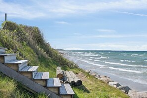 Beach - Magnificent seaside villa with stunning views (Hundested)