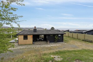 Exterior - Charming holiday home with Baltic Sea views (Allinge)