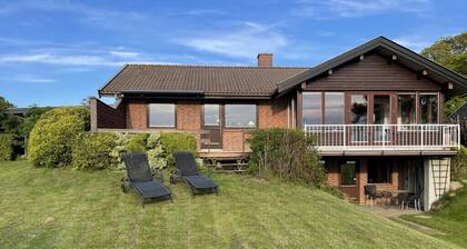 Unique nature holiday with panoramic water views