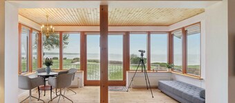 Unique nature holiday with panoramic water views