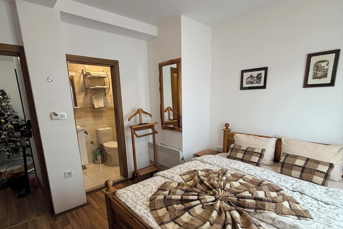 Appartement Classique, vue cour intérieure | Wi-Fi gratuit