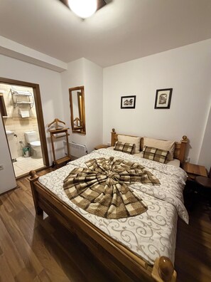 クラシック アパートメント コートヤードビュー | WiFi (無料)