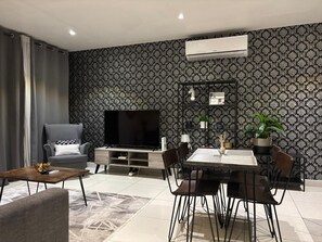 Deluxe Apartment, City View | Interior - Embassy Onebedroom by Unique Abodes (Accra)