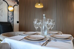 Dining - GRAN VIA capitals, ESTAMBUl (Madrid)