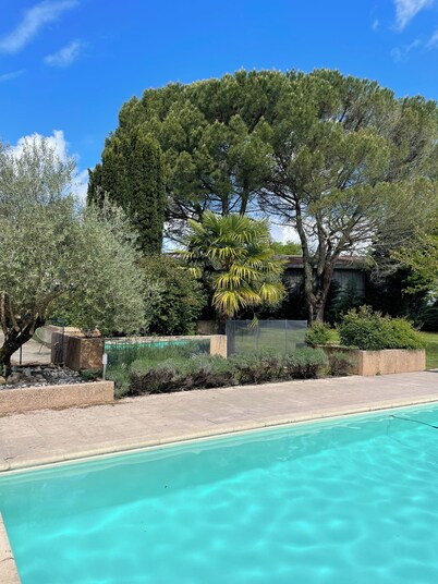 Chez Julie & Thomas charming house ac swimming pool near Rocamadour Padirac 15pers
