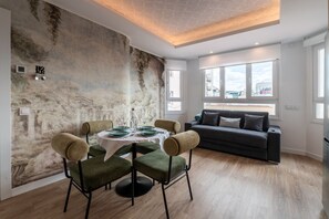 Dining - GRAN VIA capitals, POMPEYa (Madrid)