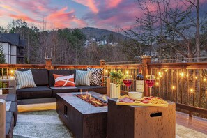 Property grounds - Asheville Luxury Estate for 20 • Pool, Sauna, Theater, Elevator (Asheville)