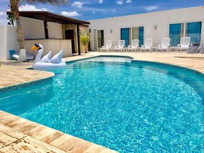 Pool - New Aruba Eagle Beach Apartment (Noord)