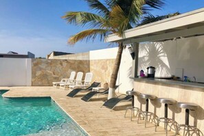 Pool - New Aruba Eagle Beach Apartment (Noord)