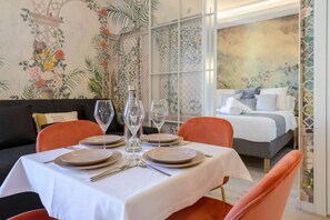 Dining - GRAN VIA capitals, VIENA (Madrid)