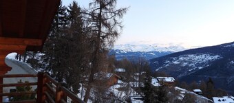 Chalet Mirabelle: skiing, hiking or biking from your doorstep