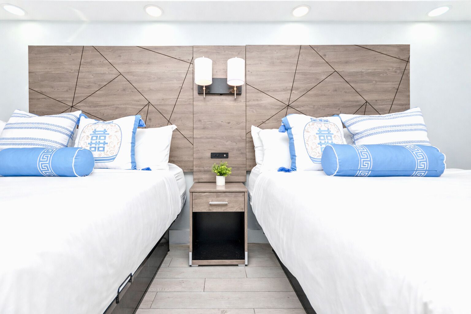 1 bedroom, desk, free WiFi, bed sheets