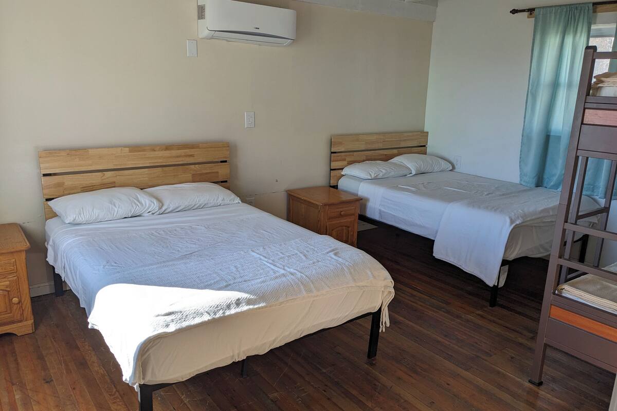 House, Beach View | Iron/ironing board, free WiFi