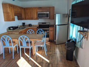 House, Beach View | Private kitchen - CampMd.com (Piney Point)