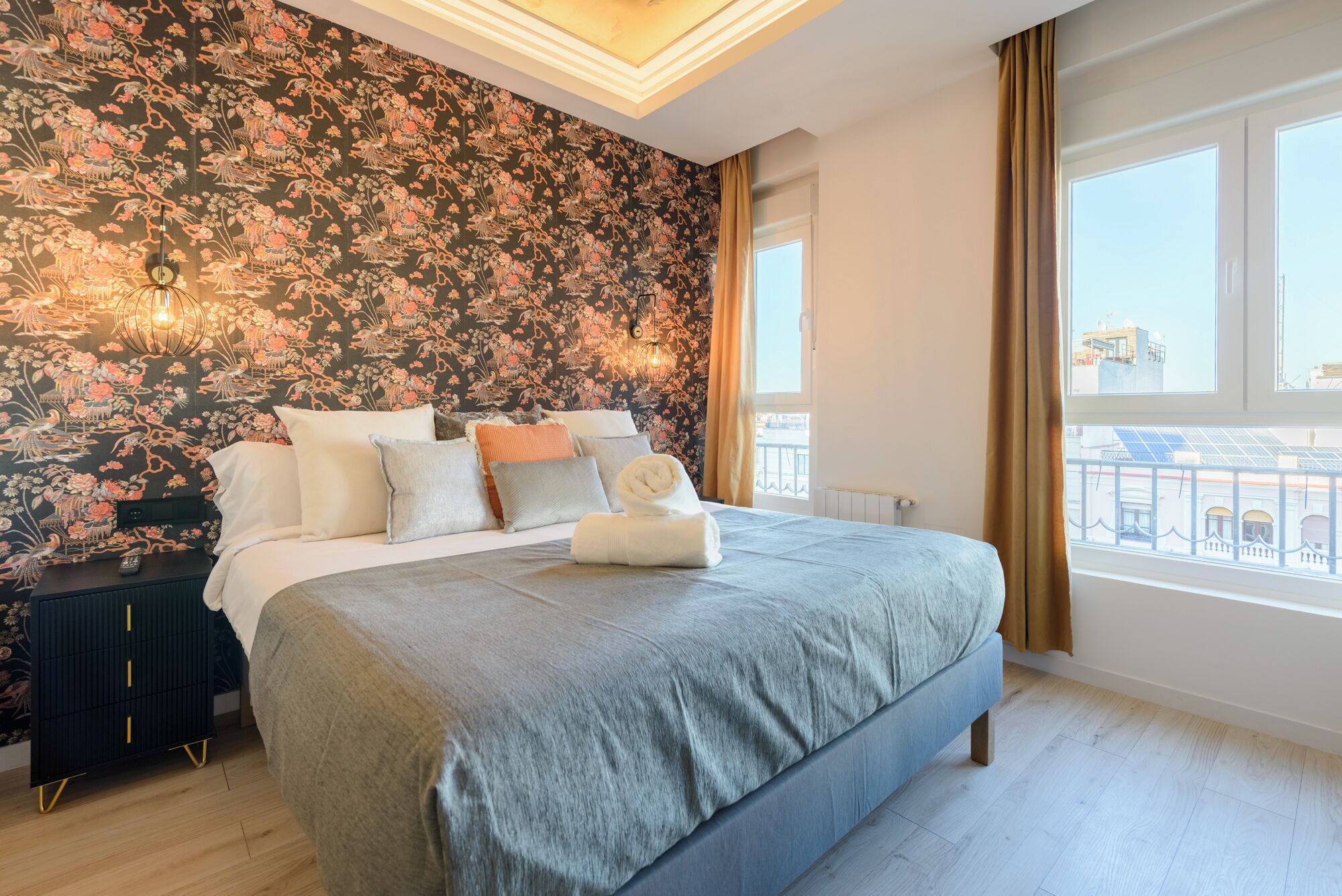 Fer et planche à repasser, Wi-Fi, draps fournis