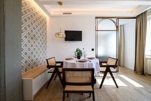 Dining - GRAN VIA capitals, BRASOv (Madrid)