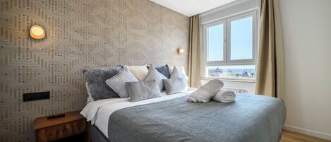 Fer et planche à repasser, Wi-Fi, draps fournis