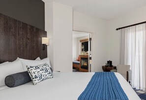 Iron/ironing board, WiFi, bed sheets - Cozy 2-bedroom by Heavenly in South Lake Tahoe (South Lake Tahoe)