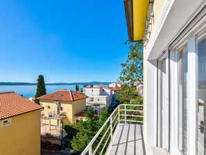 Property grounds - VILLA GINA / HR-01818-01 by Interhome (Crikvenica)