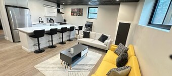 Luxury Modern Haven Near Duke 3BR Designer Kitchen