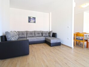 TV - Apartment 777 by Interhome (Fažana)