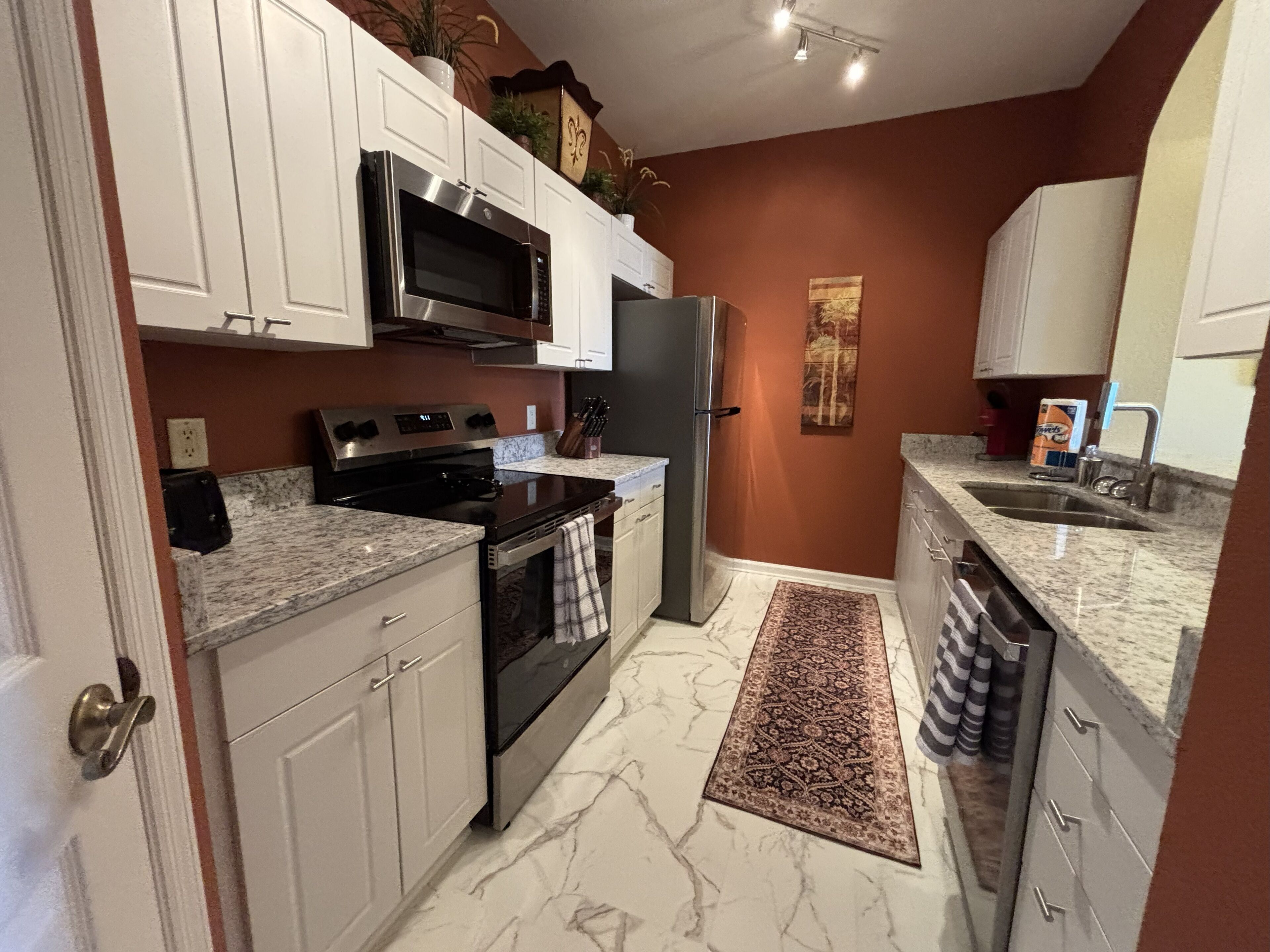 Microwave, oven, stovetop, dishwasher