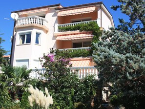 Exterior - VILLA MANDICA 3 / HR-02469-03 by Interhome (Selce)