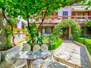 Terrace - CIRO CH / HR-07098-04 by Interhome (Selce)