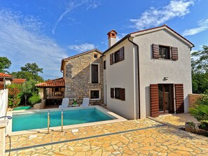 Pool - House 682 by Interhome (Bokordici)
