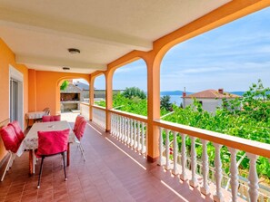 Outdoor dining - JOSYPA / HR-07195-01 by Interhome (Crikvenica)