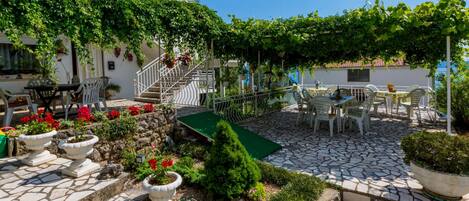 Restauration extérieure