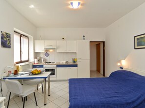 Room - Apartment 242 by Interhome (Fažana)