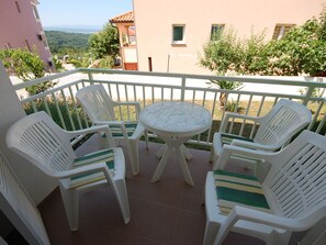 Terrace - Apartment Fejer - 2 by Interhome (Krk/Njivice)