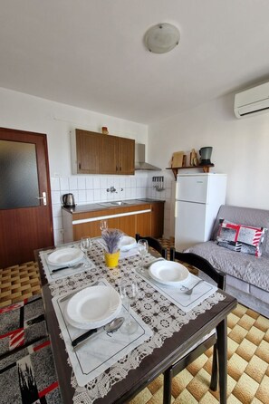 Living area - Apartment Filosevic - 1 by Interhome (Krk/Njivice)