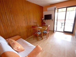 Interior - Apartment Juric - 2 by Interhome (Krk/Njivice)