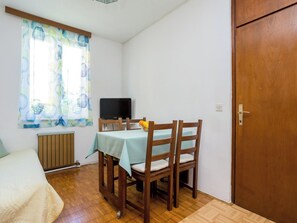 Internet - Apartment Jakovac by Interhome (Krk/Njivice)